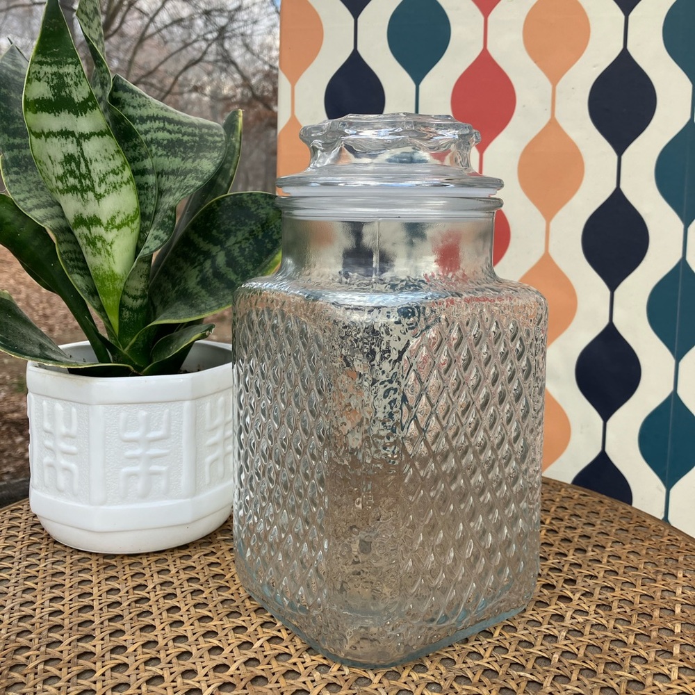 Vintage Diamond Cut Textured ClearGlass Apothecary Jar - Picture 2 of 10